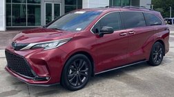 2022 Toyota Sienna XSE 7-Passenger