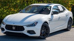 2022 Maserati Ghibli Modena Q4