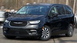 2022 Chrysler Pacifica Hybrid Touring L