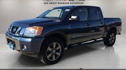 2015 Nissan Titan SV