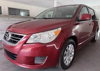 2012 Volkswagen Routan SE