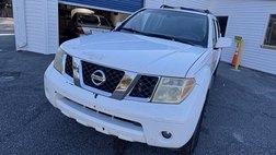 2005 Nissan Pathfinder SE