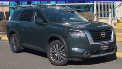 2023 Nissan Pathfinder SL