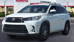 2017 Toyota Highlander SE