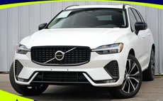 2024 Volvo XC60 B5 Plus Dark Theme