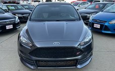 2017 Ford Focus ST