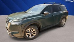 2022 Nissan Pathfinder SL