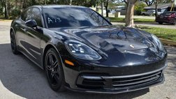 2017 Porsche Panamera 4
