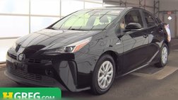 2022 Toyota Prius LE