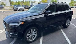 2017 Volvo XC90 T6 Momentum