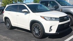 2017 Toyota Highlander SE