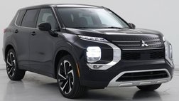 2023 Mitsubishi Outlander SE