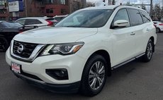 2018 Nissan Pathfinder SV