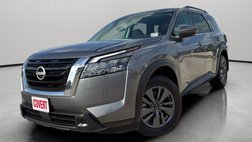 2024 Nissan Pathfinder SV