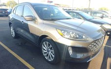 2022 Ford Escape Hybrid Titanium