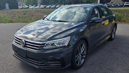 2018 Volkswagen Passat 2.0T R-Line