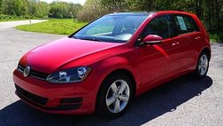 2017 Volkswagen Golf Wolfsburg Edition