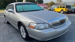 2010 Lincoln Town Car Signature Limited