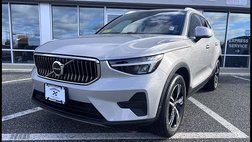 2024 Volvo XC40 B5 Core Bright Theme