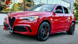 2022 Alfa Romeo Stelvio Quadrifoglio