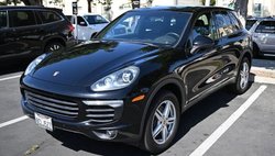 2017 Porsche Cayenne Platinum
