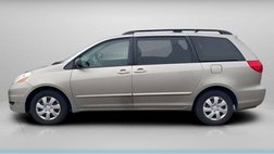 2010 Toyota Sienna LE
