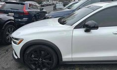 2021 Volvo V60 Cross Country T5