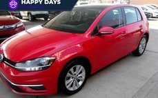 2019 Volkswagen Golf SE