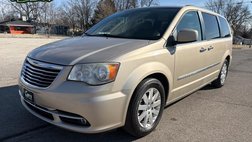 2014 Chrysler Town and Country Touring