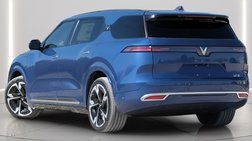 2024 VinFast VF9 Plus