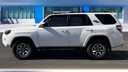 2022 Toyota 4Runner TRD Off-Road