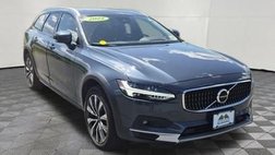 2022 Volvo V90 Cross Country B6