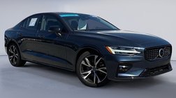 2024 Volvo S60 B5 Core Dark Theme