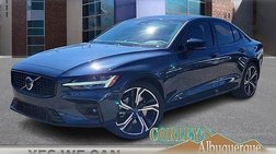 2024 Volvo S60 B5 Ultimate Dark Theme