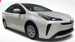 2022 Toyota Prius LE
