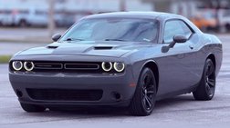 2017 Dodge Challenger SXT