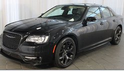 2022 Chrysler 300 Touring L