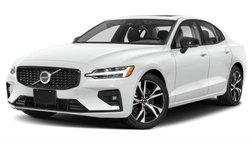 2024 Volvo S60 B5 Core Dark Theme