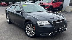 2019 Chrysler 300 Touring