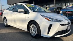 2019 Toyota Prius LE