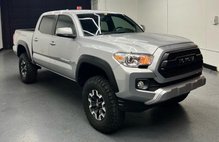 2017 Toyota Tacoma SR