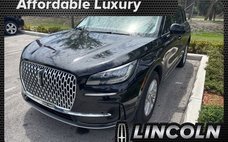 2023 Lincoln Corsair Standard
