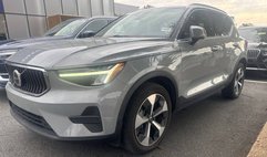 2024 Volvo XC40 Core