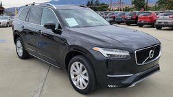 2017 Volvo XC90 T6 Momentum