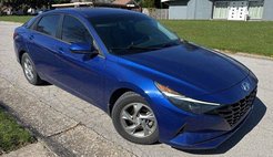 2022 Hyundai Elantra SE
