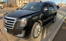 2017 Cadillac Escalade Luxury