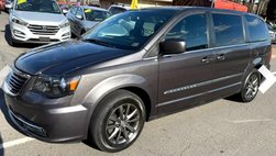 2015 Chrysler Town and Country S