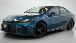 2025 Toyota Camry Hybrid SE