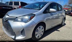 2017 Toyota Yaris LE 5-Door AT