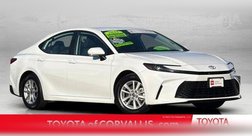 2025 Toyota Camry LE FWD